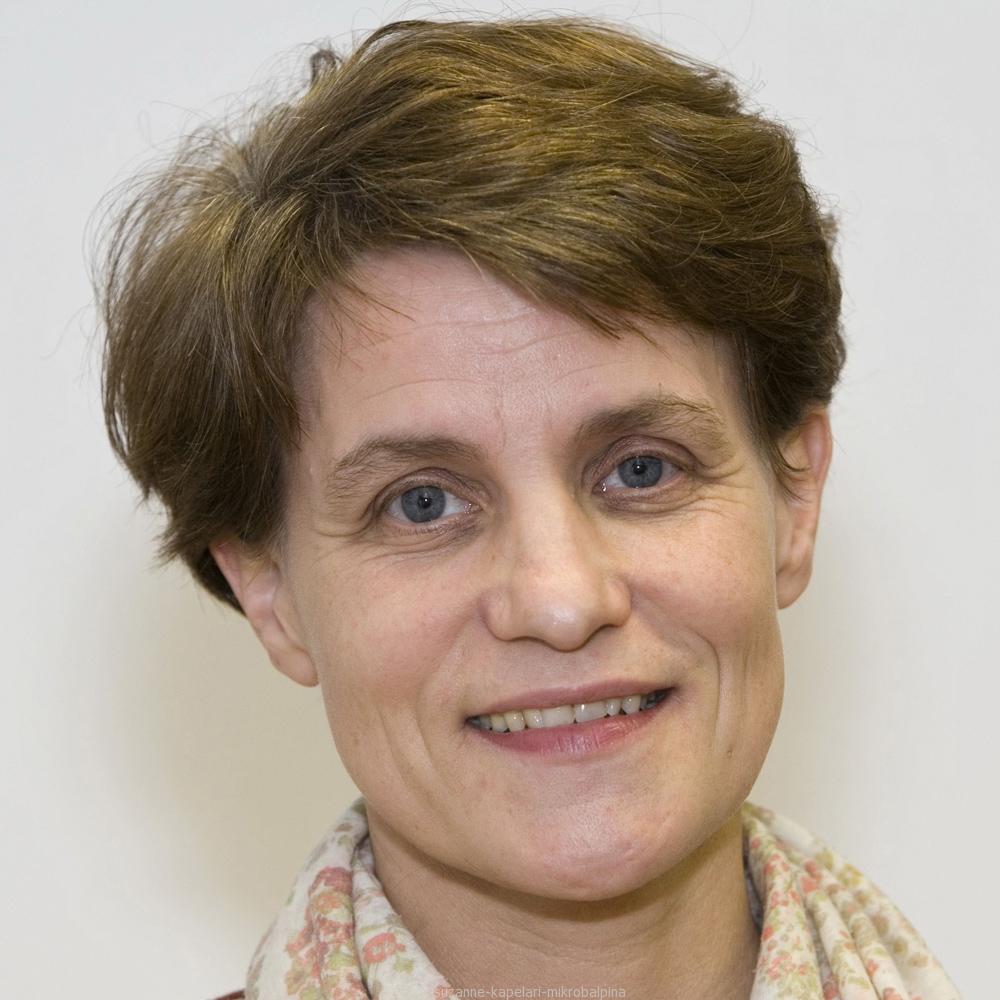 Dr. Suzanne Kapelari